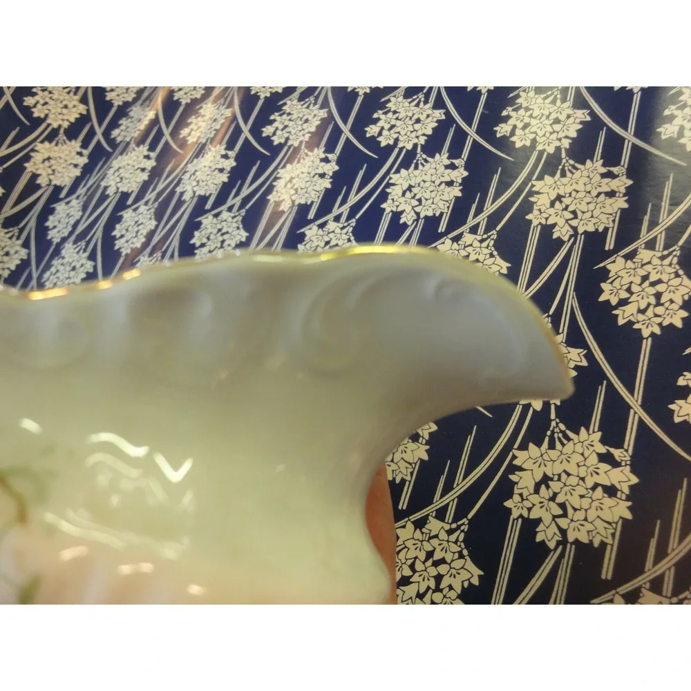 Estate find vintage gravy boat bowl with handle blue white flowers scroll work‎